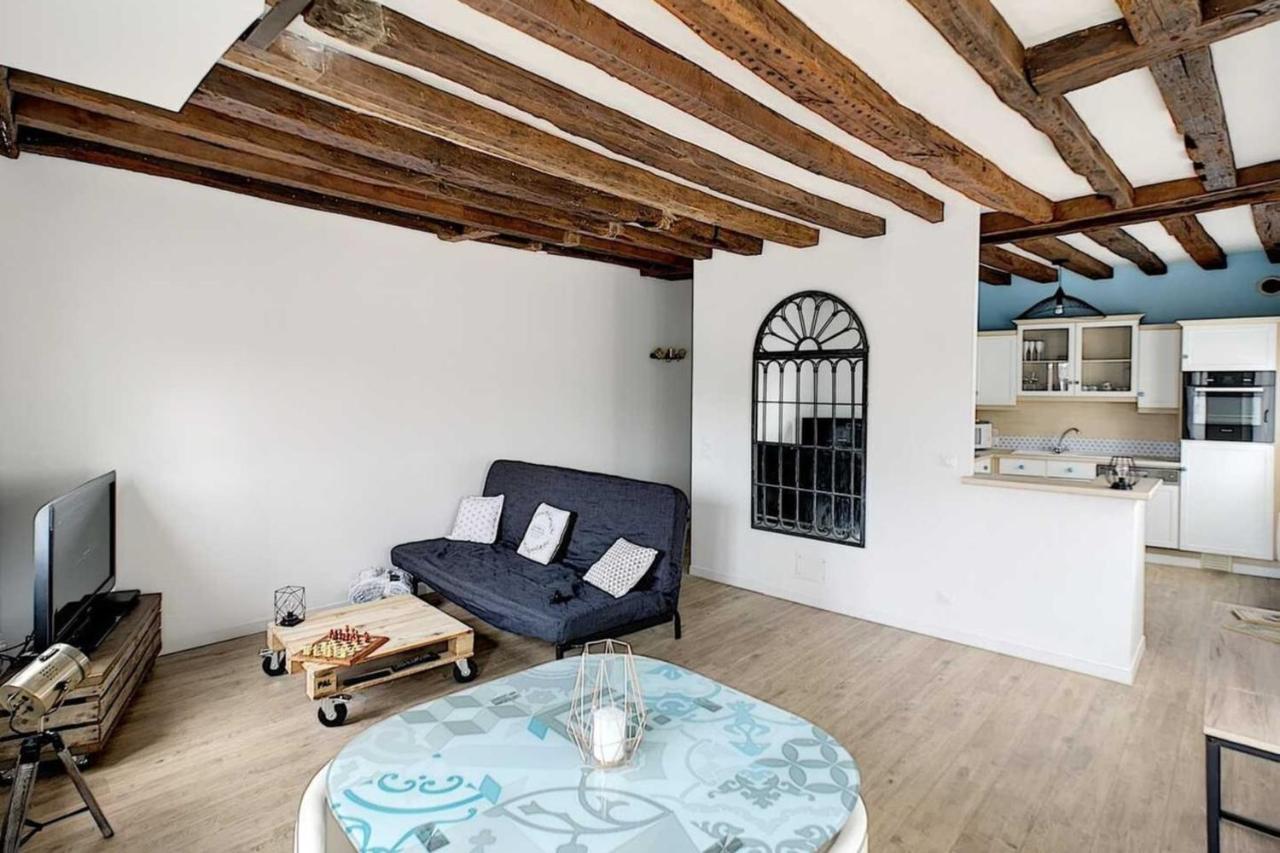 Le Boudoir d'Adélaïs - duplex in the center of Amboise Appartamento Esterno foto
